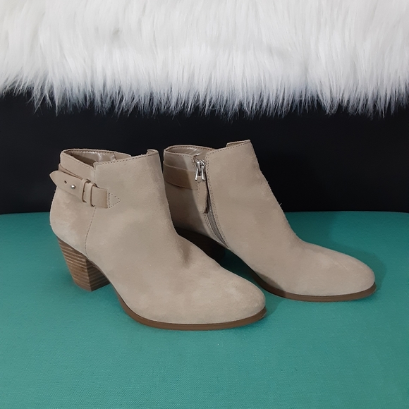 Guess Shoes - Guess Ankle Boots Size 8.5 M